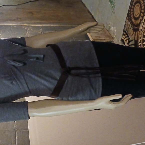 NWOT Suede Bohemian Pinhole Fringe Tie Belt P-size 10 - Picture 3 of 15